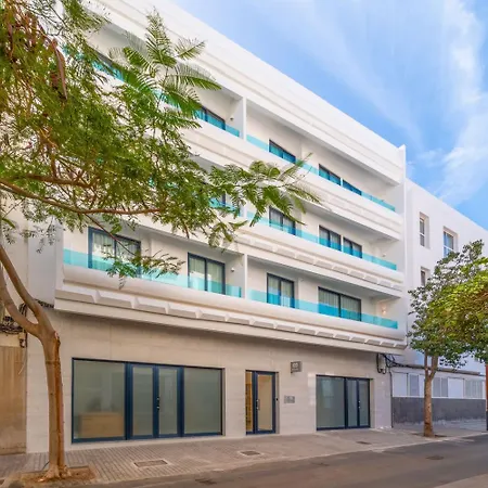 Appartement Ereza 2.3 *